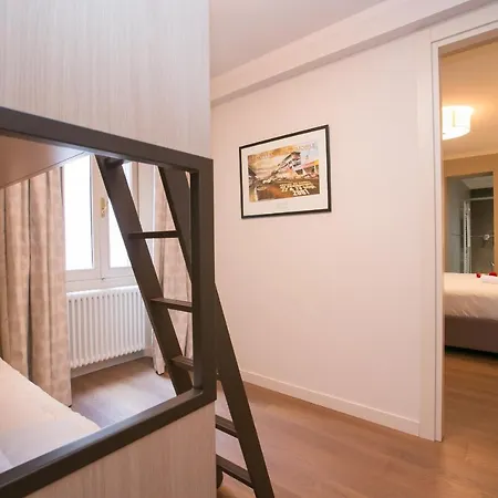 Sleeps 10 Carate Urio
